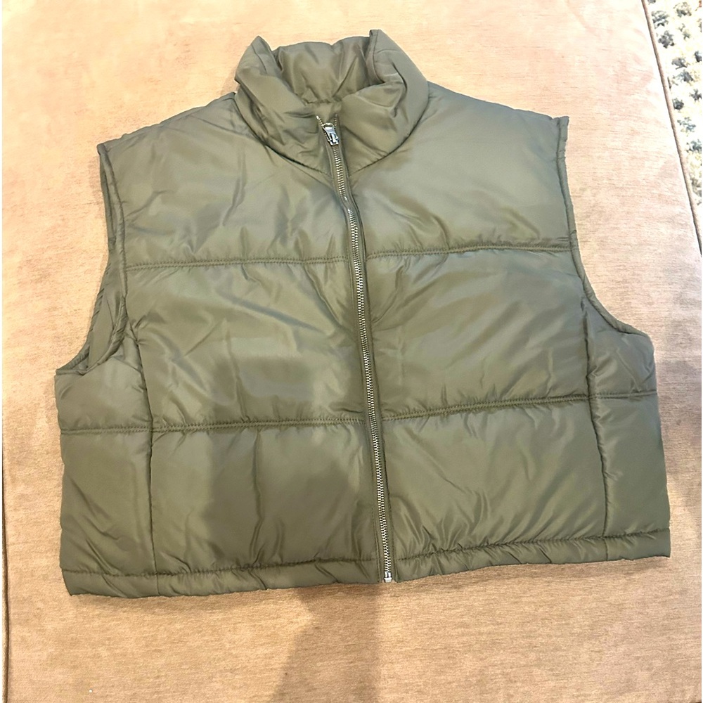 Thread and Supply cropped puffy vest